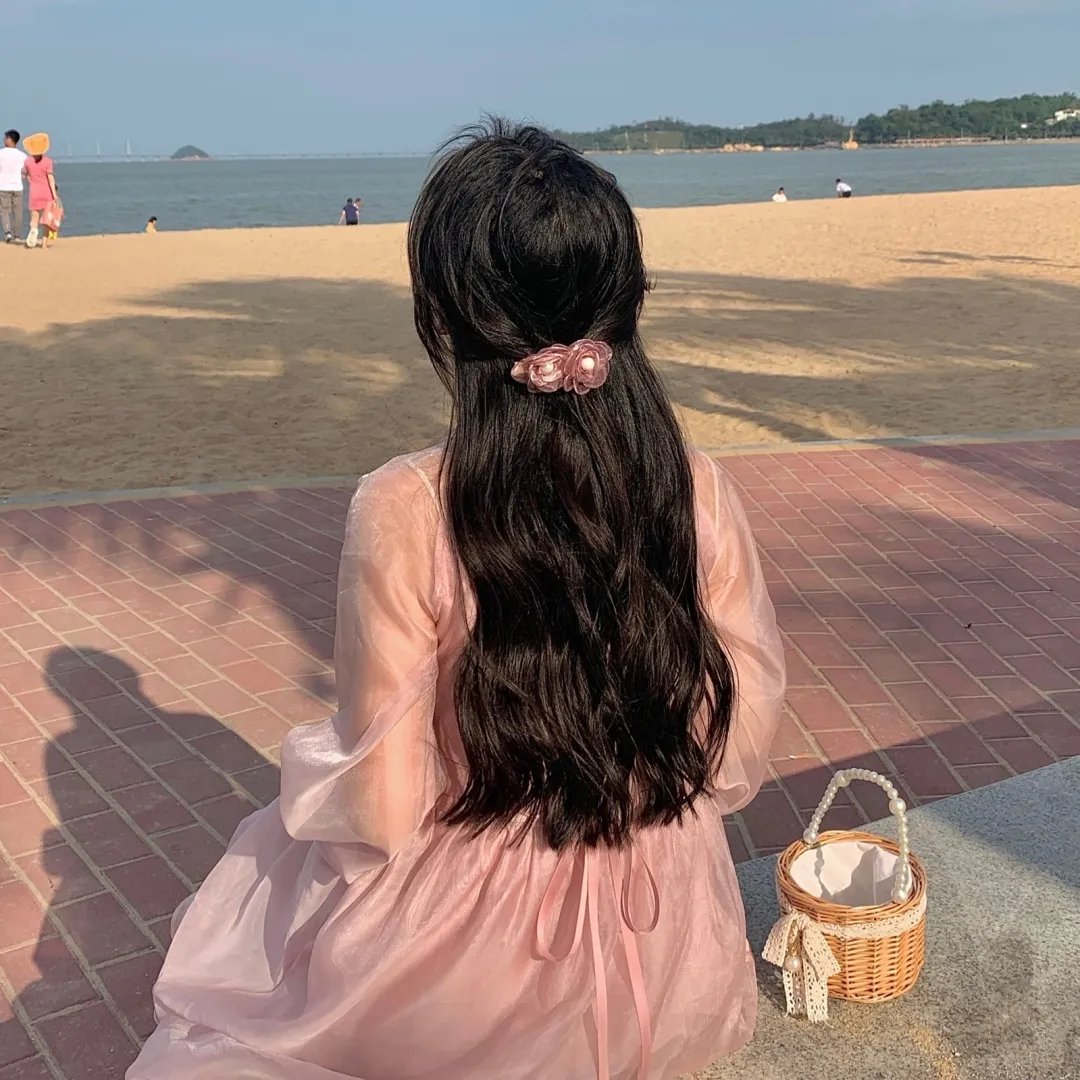 你值得爱情海报